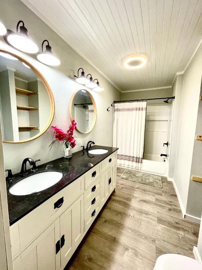 A Cozy Space Coast Retreat Titusville Bagian luar foto